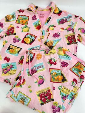 Nick and Nora Fruit stand 100% Cotton Capri Pajama Set EUC Size XL